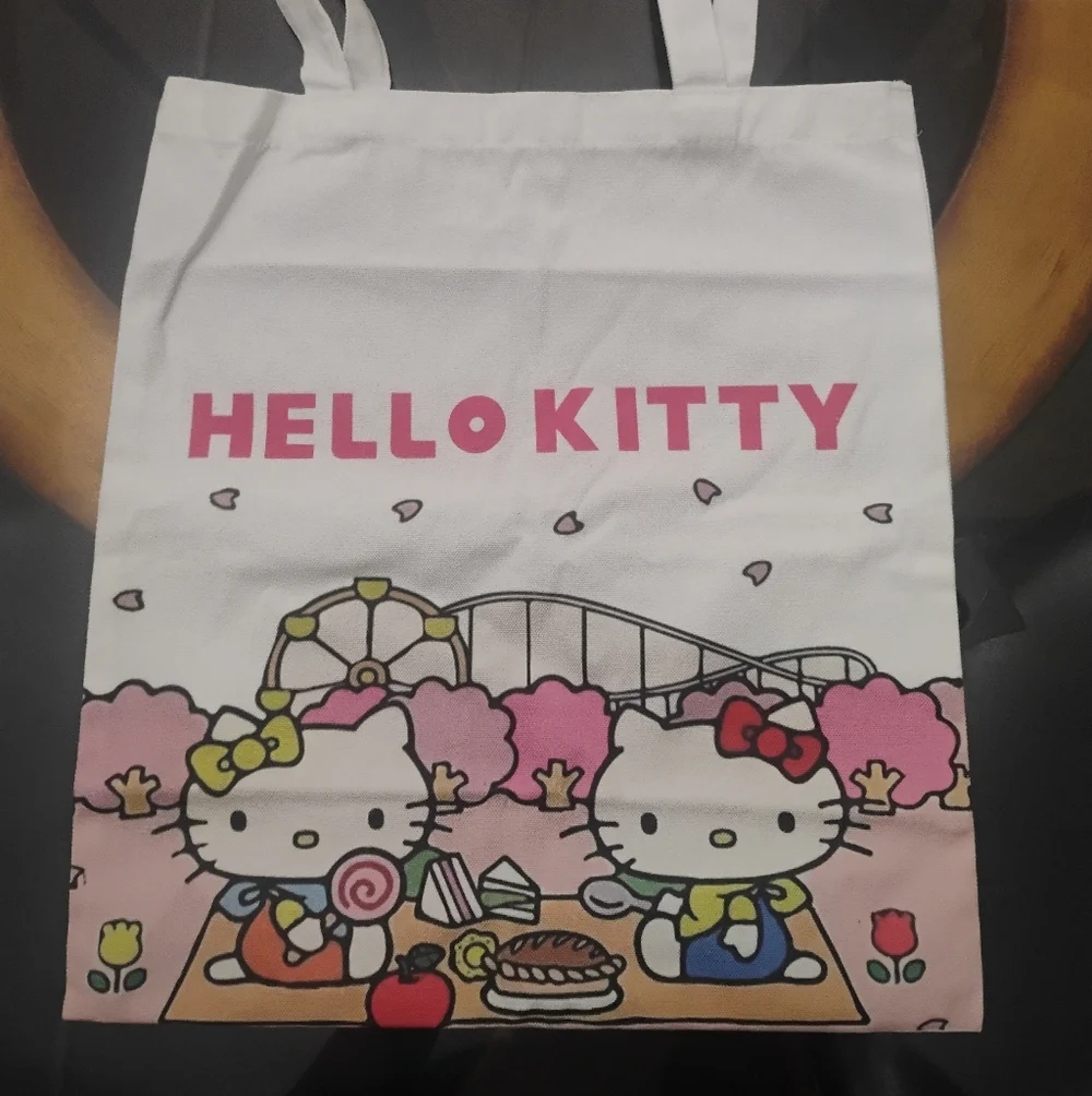 Hello Kitty Pink Picnic Cotton Canvas Tote with Bonus Water Bottle NEW